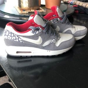 •Nike Air Max ••Cheetah print•• US Sz 6••